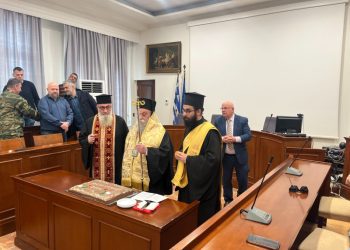 Ο Δήμος Γρεβενών έκοψε την Πρωτοχρονιάτικη Πίτα των εργαζομένων.