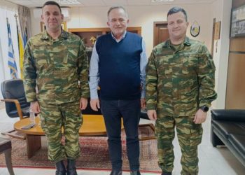 Εθιμοτυπική επίσκεψη του  Διοικητή της 9ης Μηχανοποιημένης Ταξιαρχίας .