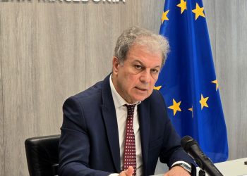 «Κατά συρροή ψέματα ή έχει άγνοια» ο κ. Κασαπίδης;