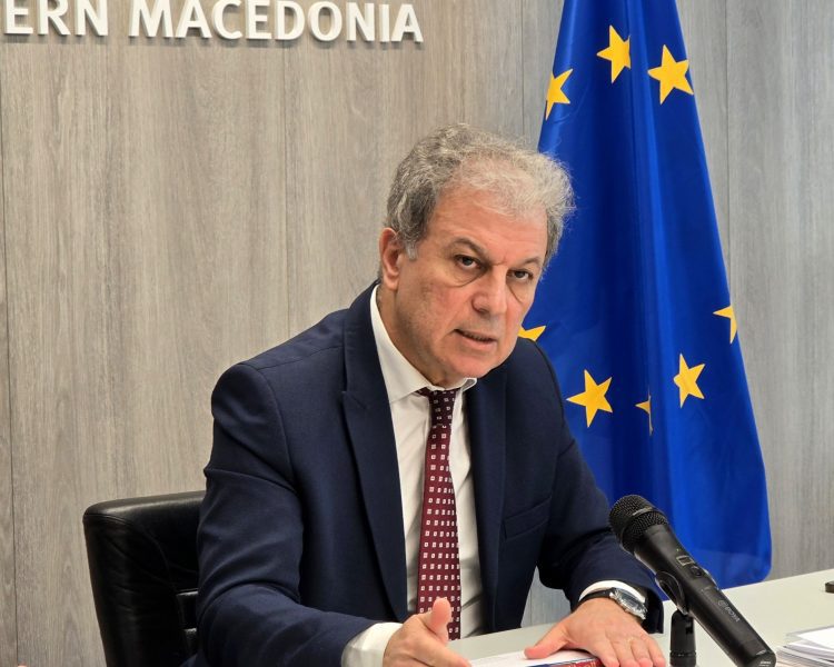 «Κατά συρροή ψέματα ή έχει άγνοια» ο κ. Κασαπίδης;