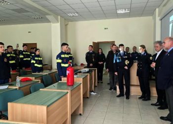 Στη Σχολή Πυροσβεστών Πτολεμαΐδας ο Γ.Γ. Πολιτικής Προστασία με τον Περιφερειάρχη Δυτικής Μακεδονίας. Επίσκεψη και στο Τσοτύλι