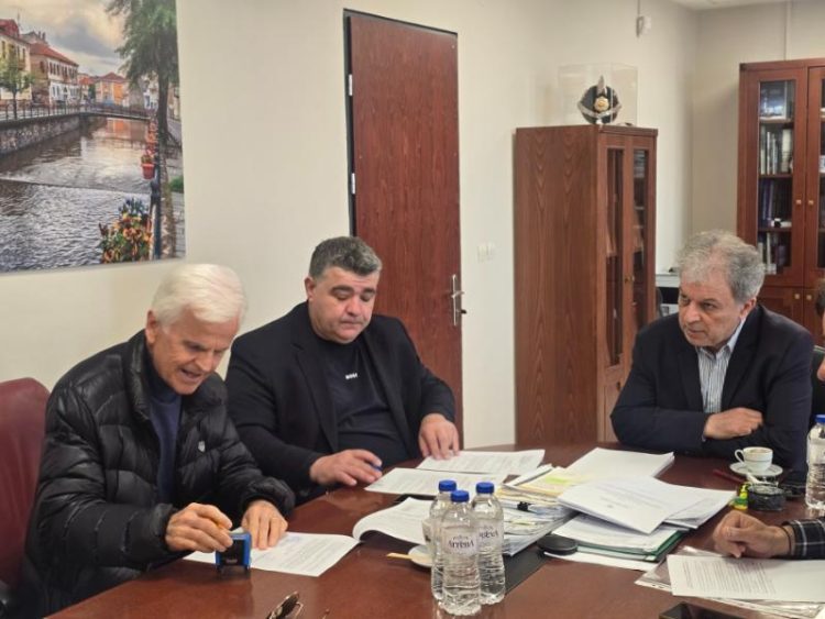 Περιφέρεια Δυτικής Μακεδονίας :Υπογραφή Σύμβασης για το έργο: «Εξειδικευμένες Εργασίες Δεκαετούς Συντήρησης & Αποκατάστασης Ζημιών Λιμναίων Υποδομών Πολυφύτου»