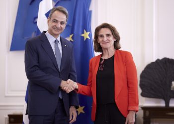 Συνάντηση του Πρωθυπουργού Κυριάκου Μητσοτάκη με την Εκτελεστική Αντιπρόεδρο της Ευρωπαϊκής Επιτροπής, αρμόδια για την Καθαρή, Δίκαιη και Ανταγωνιστική Μετάβαση, Teresa Ribera