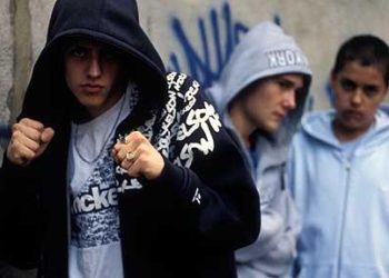 Όταν ο έφηβος ξεφεύγει: παραβατικότητα ή ένα μήνυμα που δεν ακούστηκε;