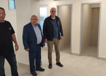 Αυτοψία Δημάρχου Γρεβενών στο έργο αναβάθμισης του Κλειστού Κολυμβητηρίου.