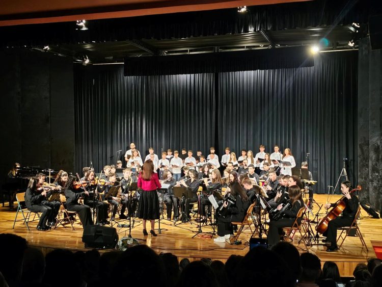 Μουσικό Σχολείο Σιάτιστας Ποικιλία μουσικών στην Εαρινή Συναυλία