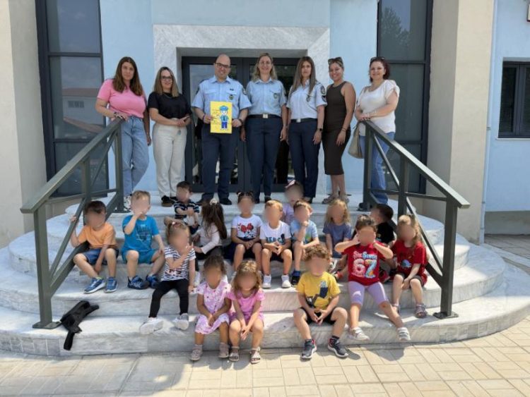 Ενημερωτικές διαλέξεις σε μαθητές της Πρωτοβάθμιας και Δευτεροβάθμιας Εκπαίδευσης από αστυνομικούς των Υπηρεσιών της ΓΠΑΔ Δυτικής Μακεδονίας