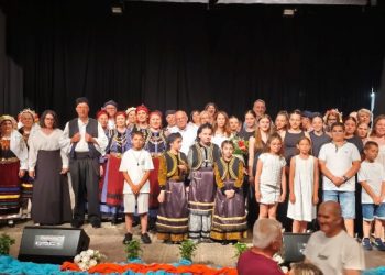 ΠΟΛΙΤΙΣΤΙΚΟ ΚΑΛΟΚΑΙΡΙ 2026: Το Τμήμα Παραδοσιακών Χορών του Δήμου Γρεβενών ένωσε γενιές σε μια μεγάλη γιορτή πολιτισμού.