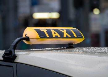 Διενέργεια Θεωρητικών Εξετάσεων για την απόκτηση Ειδικής Άδειας Οδήγησης Ε.Δ.Χ. (ΤΑΞΙ)