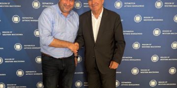 Δρόμος για σύγχρονες και «πράσινες» σχολικές αυλές στα Γρεβενά μετά από συζήτηση με τον Αναπληρωτή Υπουργό Εθνικής Οικονομίας και Οικονομικών, Νίκο Παπαθανάση