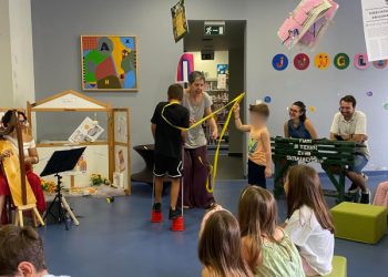 Δήμος Κοζάνης: «Παραμύθι να σου πω; Παραμύθι είμαι εγώ!» – Μια ξεχωριστή αφήγηση στην Κοβεντάρειο Δημοτική Βιβλιοθήκη Κοζάνης