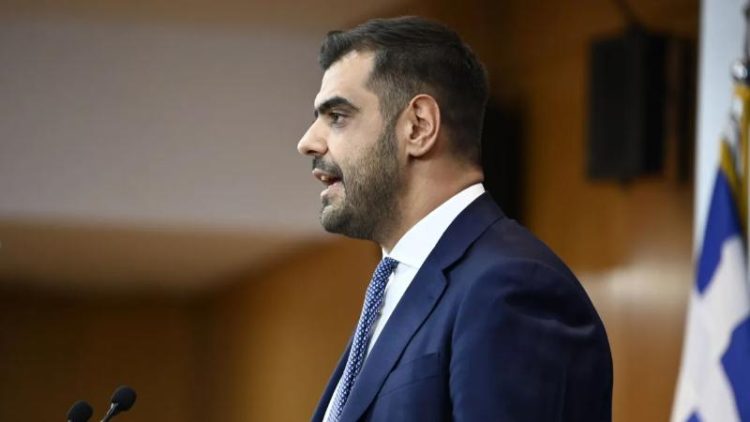 «Παράθυρο» Μαρινάκη για σταδιακή κατάργηση των τεκμηρίων