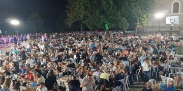Ο Φιλοπροοδευτικός Σύλλογος των Απανταχού Τρικωμιωτών «ο Άγιος Αθανάσιος» πραγματοποίησε και φέτος την 41η Γιορτή Κρασιού στο Τρίκωμο στις 21 & 22 Αυγούστου.