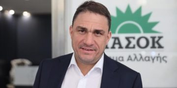 Κ. Τσουκαλάς: Μπροστά στο χειμώνα της μεγάλης δυσαρέσκειας που ξεκινά για τον κ. Μητσοτάκη, η κυβέρνηση προσπαθεί με ψίχουλα να κρατήσει ζωντανή την οφθαλμαπάτη της πολιτικής της