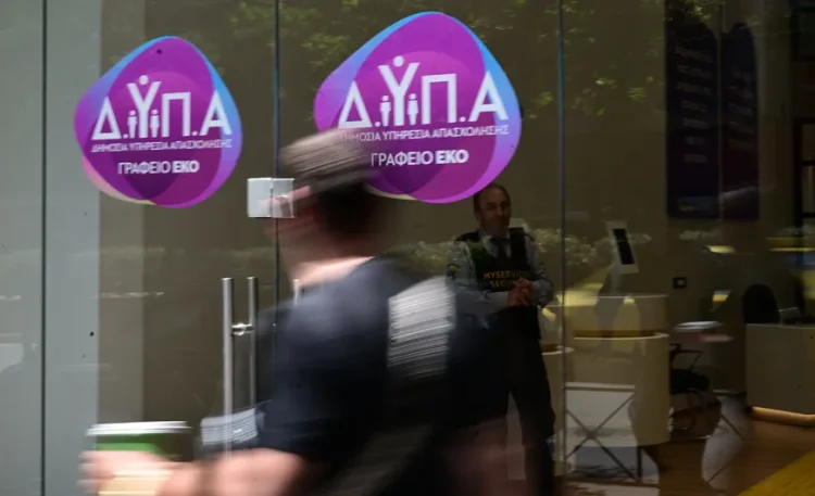 ΔΥΠΑ: Νέα προγράμματα για 35.500 ανέργους – Ποιοι θα έχουν προτεραιότητα