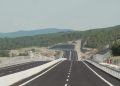 Κυκλοφοριακές ρυθμίσεις διαρκείας στον Ε65, έναν μήνα μετά τα εγκαίνια