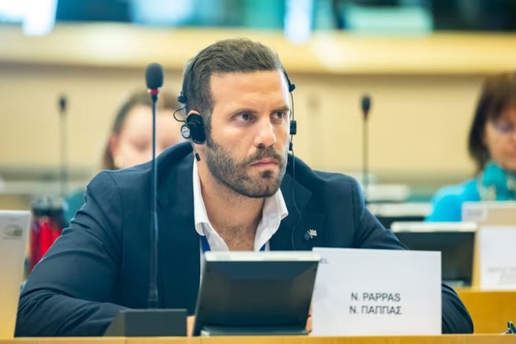 Νίκος Παππάς προς Κομισιόν: Πώς προστατεύονται οι ανήλικοι από τη διαδικτυακή στρατολόγηση και τη σεξουαλική εκμετάλλευση;