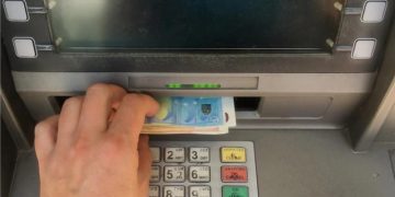 Οι πληρωμές από τον e-ΕΦΚΑ και τη ΔΥΠΑ από σήμερα έως τις 25 Σεπτεμβρίου – Oι δικαιούχοι
