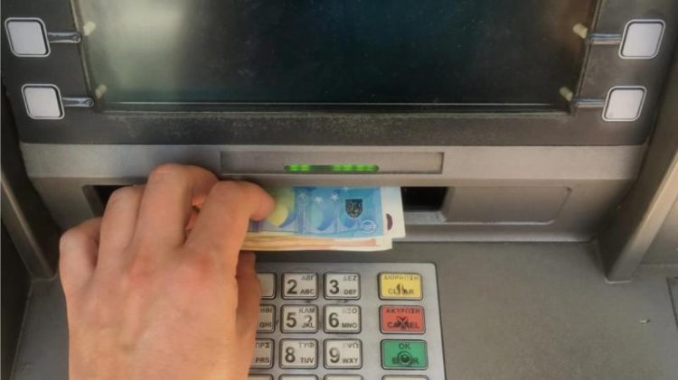 Οι πληρωμές από τον e-ΕΦΚΑ και τη ΔΥΠΑ από σήμερα έως τις 25 Σεπτεμβρίου – Oι δικαιούχοι