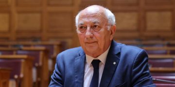 Ιδιωτικά πανεπιστήμια:  Όταν η κυβερνητική εμμονή γίνεται νομοθέτηση  με «νυχτερινές» τροπολογίες