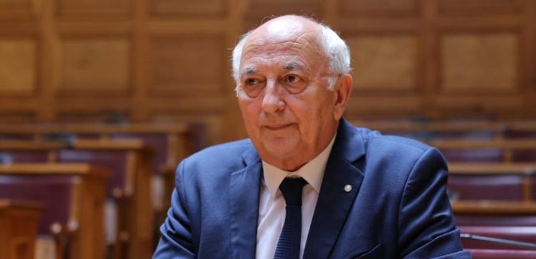 Ιδιωτικά πανεπιστήμια:  Όταν η κυβερνητική εμμονή γίνεται νομοθέτηση  με «νυχτερινές» τροπολογίες