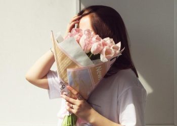 Γιατί μας είναι τόσο δύσκολο να δεχτούμε ένα κομπλιμέντο;