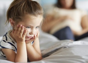 Το παιδί που βαριέται δεν χρειάζεται πάντα να το διασκεδάσουμε