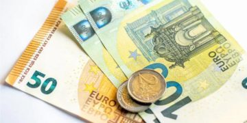 Επίδομα 200€ από τον ΕΟΠΥΥ: Ξεκίνησαν οι αιτήσεις – Ποιοι είναι οι δικαιούχοι