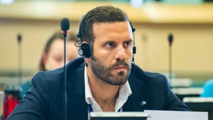 Ν. Παππάς: «Με 9 δισ. πλεόνασμα ως τον Ιούλιο, δεν μειώνουν τους έμμεσους φόρους, μόνο επιδοτούν την ακρίβεια»