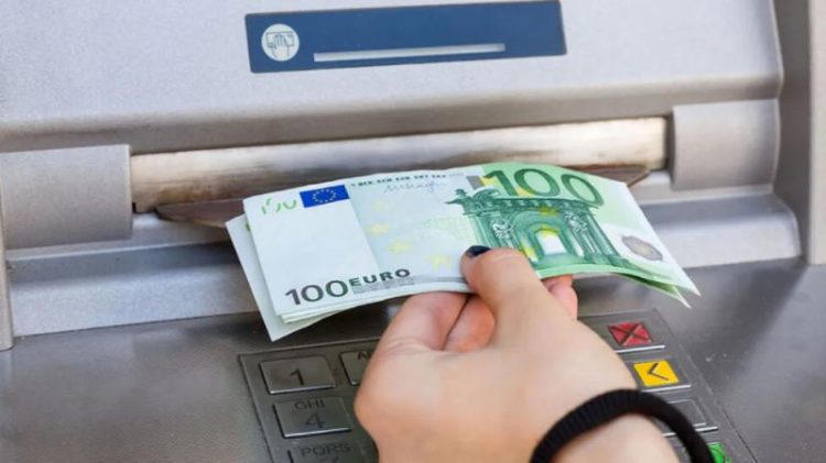 Ειδικό εποχικό βοήθημα ΔΥΠΑ: Ξεκίνησαν σήμερα οι αιτήσεις, ποιοι παίρνουν έως 1.438 ευρώ