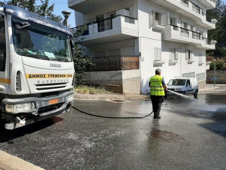 Δήμος Γρεβενών: Ανακοίνωση για το πλύσιμο των κεντρικών οδικών αρτηριών της πόλης.