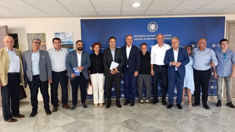 Επίσκεψη  του Υπουργού Ψηφιακής Διακυβέρνησης Δημήτρη Παπαστεργίου και  του Υφυπουργού Ανάπτυξης Σταύρου Καλαφάτη στην Περιφέρεια Δυτικής Μακεδονίας