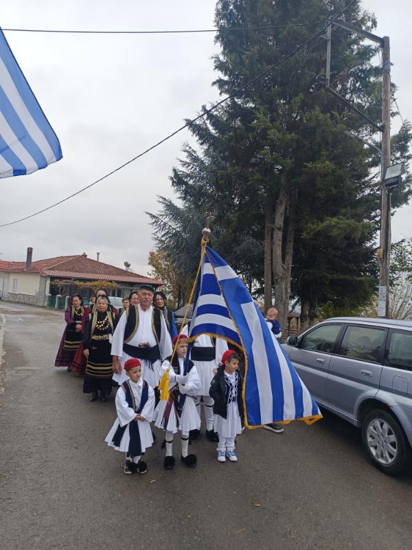 Με μεγάλη επιτυχία πραγματοποιήθηκαν οι εκδηλώσεις για την 28η Οκτωβρίου στις Αμυγδαλιές