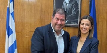 Συνάντηση εργασίας του Βουλευτή Π.Ε. Γρεβενών Θανάση Σταυρόπουλου με την Αναπληρώτρια Υπουργό Υγείας Ειρήνη Αγαπηδάκη