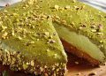 Cheesecake φιστίκι Αιγίνης & πραλίνα
