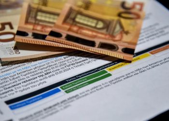 Φουσκώνει ο λογαριασμός του χειμώνα για ρεύμα και φυσικό αέριο, άλμα 57% στη χονδρική τιμή του ηλεκτρισμού